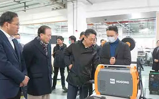南昌市委常委、副市长王万征一行莅临asiagame集团总部考察